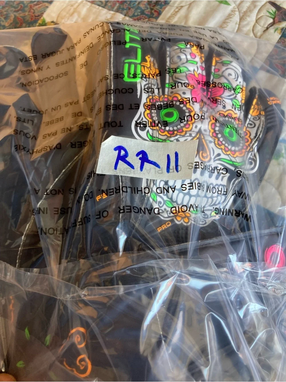 Elite sport soccer Kids Gloves with Colorful Skull Design